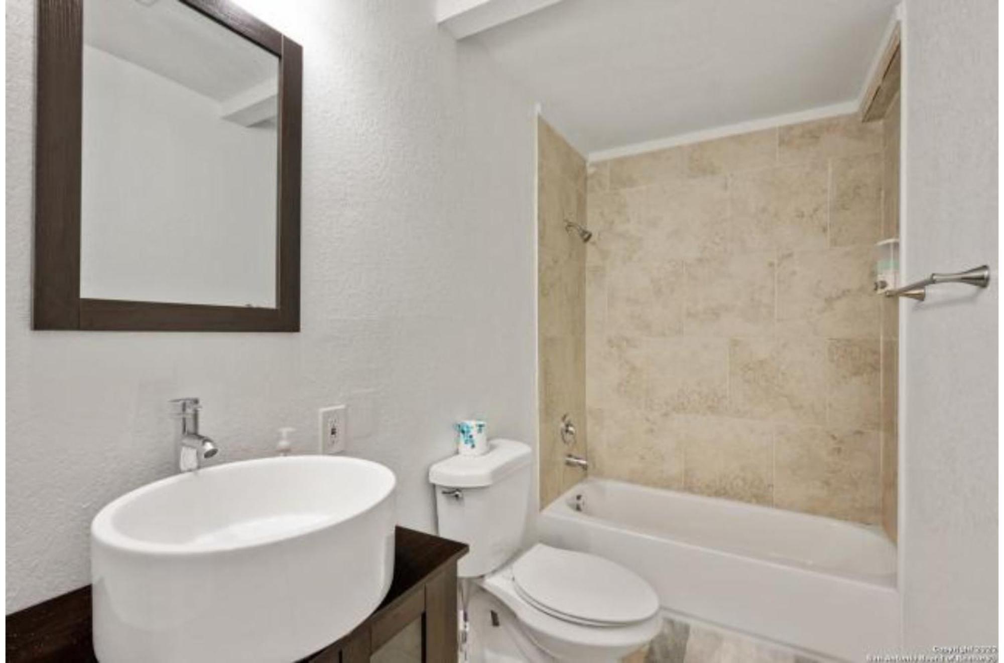 Experience Serenity In A 4Br3Ba Downtown Home سان أنطونيو المظهر الخارجي الصورة