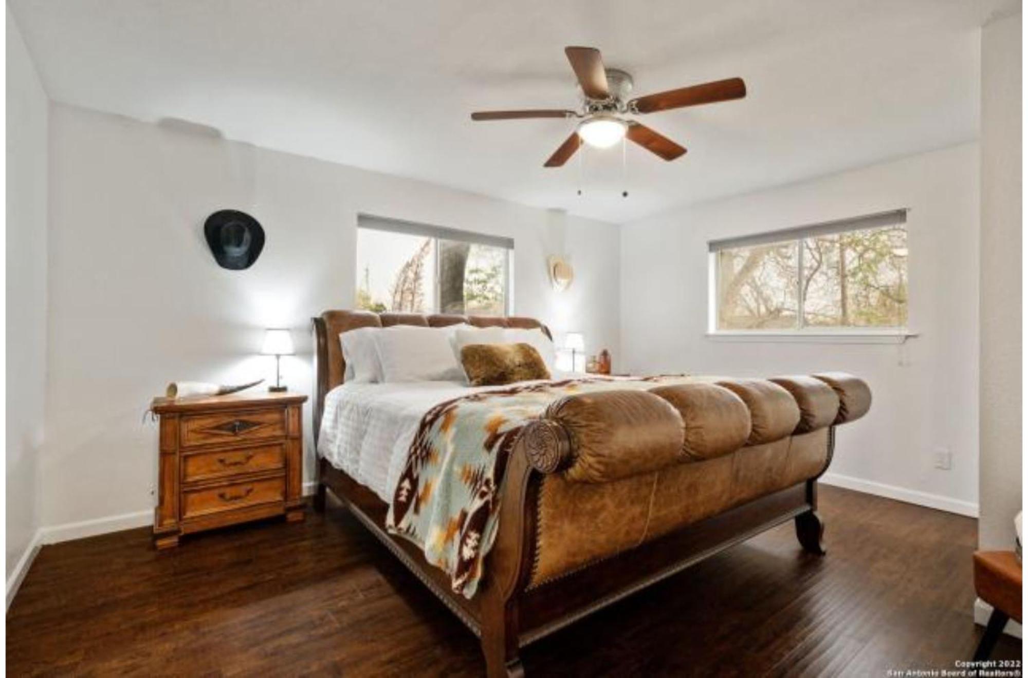 Experience Serenity In A 4Br3Ba Downtown Home سان أنطونيو المظهر الخارجي الصورة