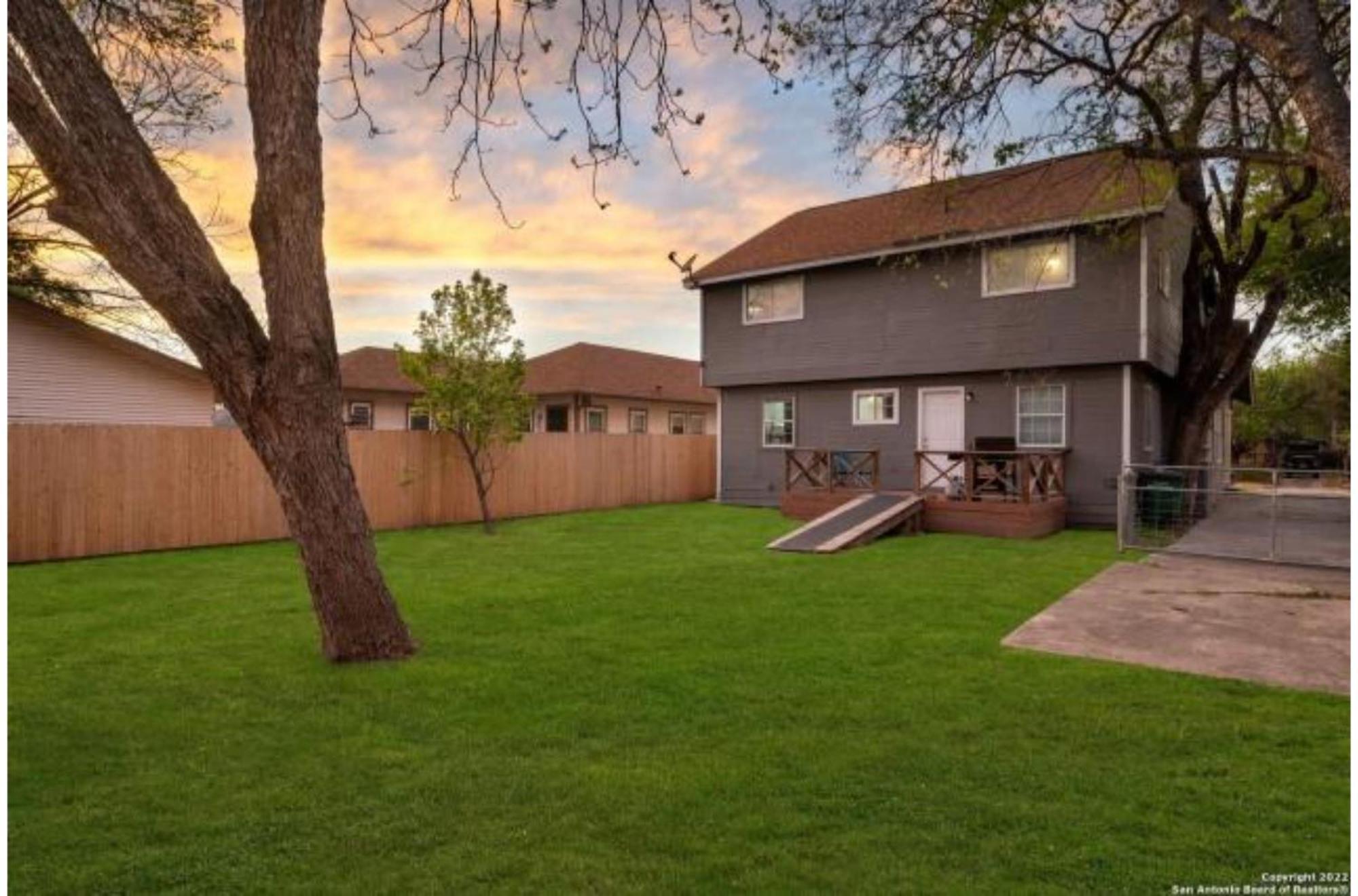 Experience Serenity In A 4Br3Ba Downtown Home سان أنطونيو المظهر الخارجي الصورة