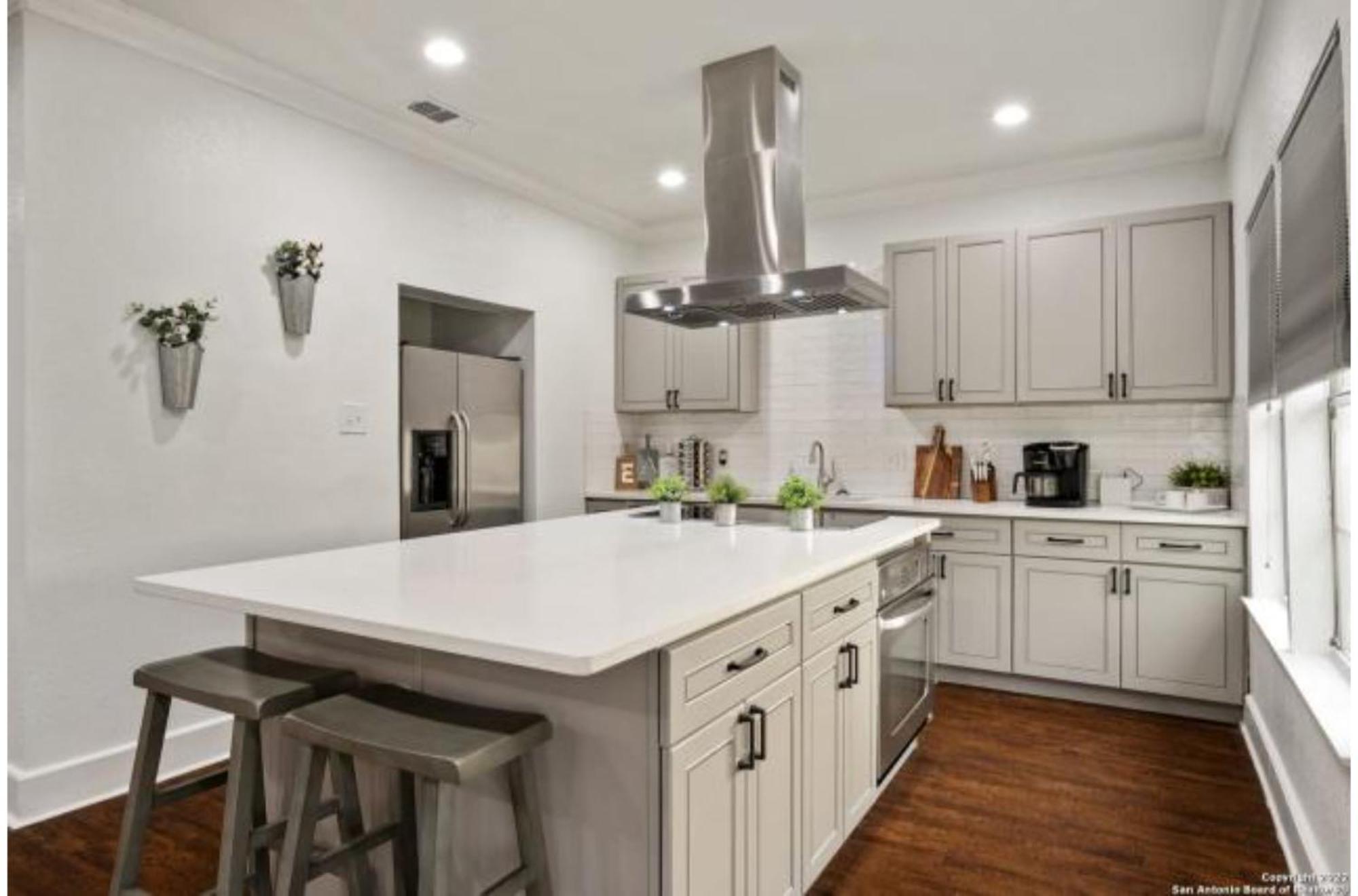 Experience Serenity In A 4Br3Ba Downtown Home سان أنطونيو المظهر الخارجي الصورة