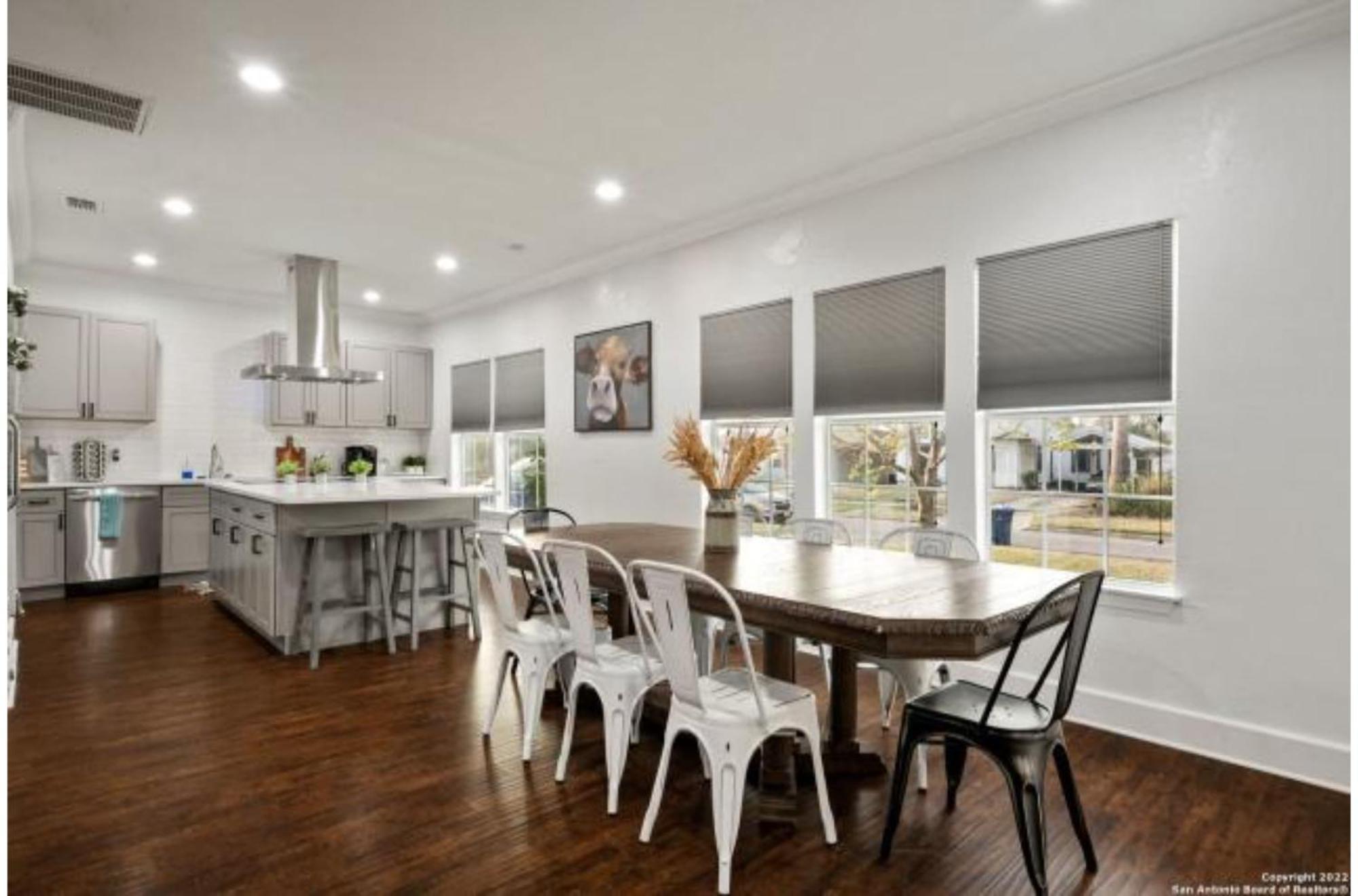 Experience Serenity In A 4Br3Ba Downtown Home سان أنطونيو المظهر الخارجي الصورة